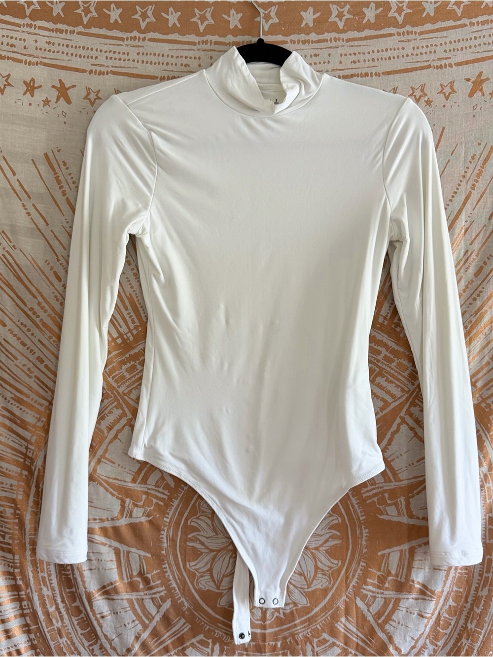 Abercrombie & Fitch White Long-Sleeve Mock Neck Top